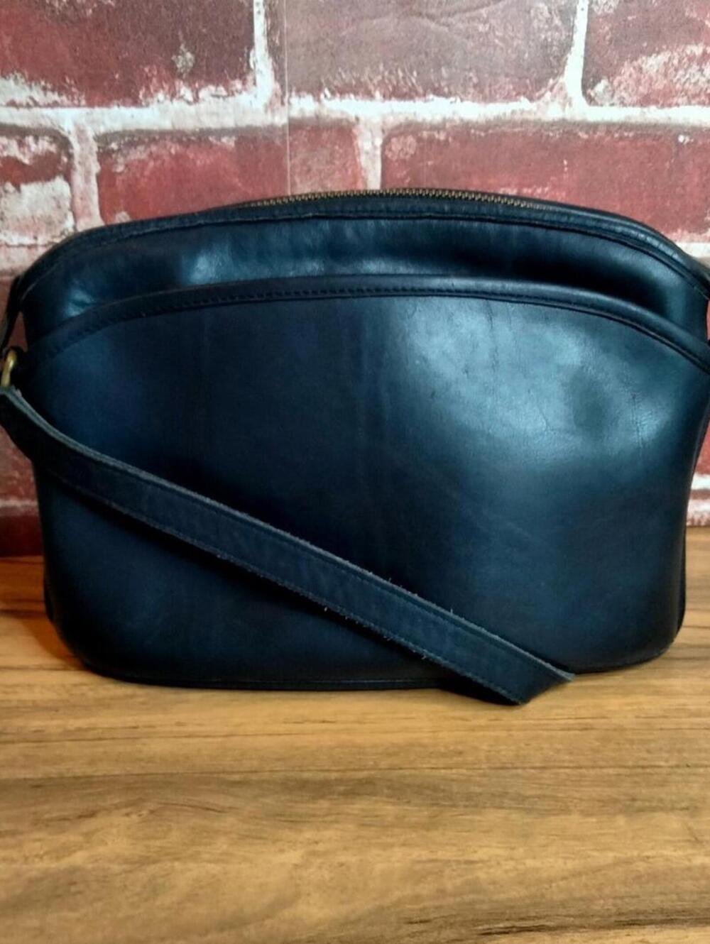 Coach Anderson 9976 Black Leather Shoulder Bag Vintage Made In Costa Rica